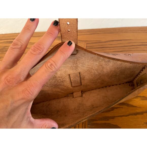 Murillo Tooled Leather handmade clutch - Picture 7 of 7